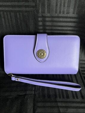 Travelambo Lavender Clutch/Wallet